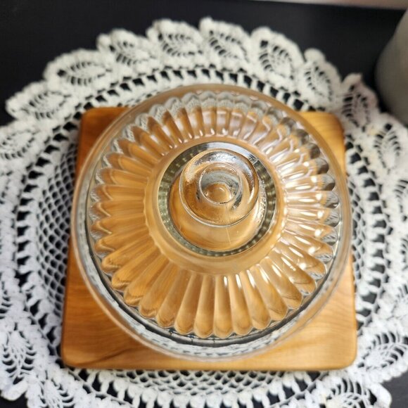 Arc France Cheese Board Maple or Ash with Clear Glass Cloche Dome Cover Vintage - Picture 9 of 12